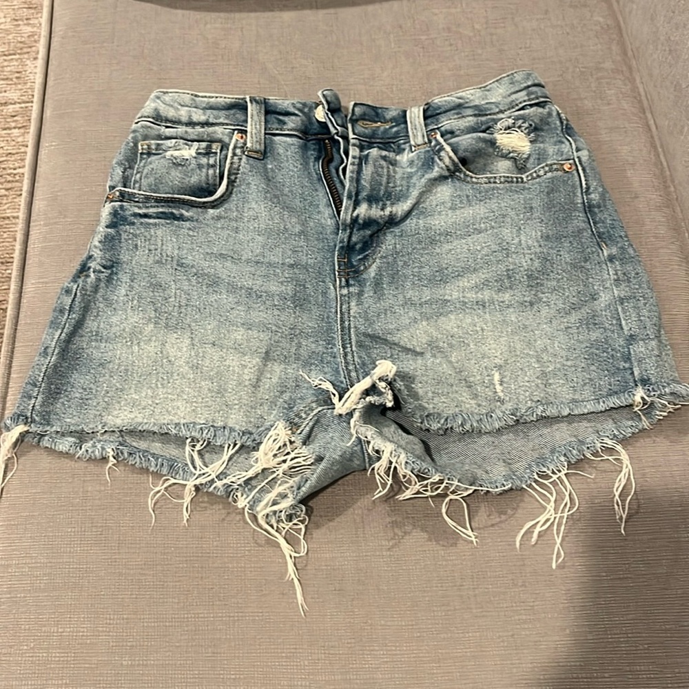 Wild fable women’s denim distressed shorts size 0